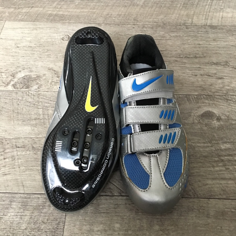 NWOT Nike Altea II Road Spin Shoe
